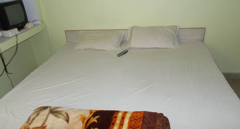Hotel Shivoy Vishesh, Kushinagar 4